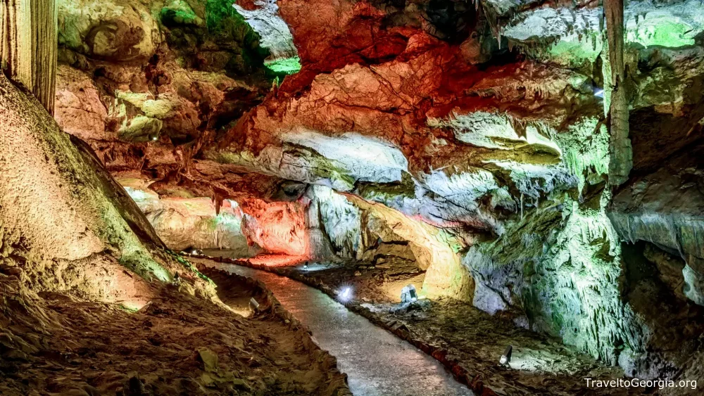 Sataplia Cave